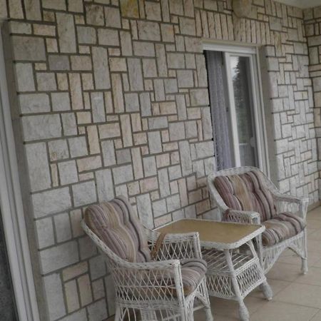 Apartmani S Dvije Spavace Sobe 4 Osobe 塞尔瑟 外观 照片