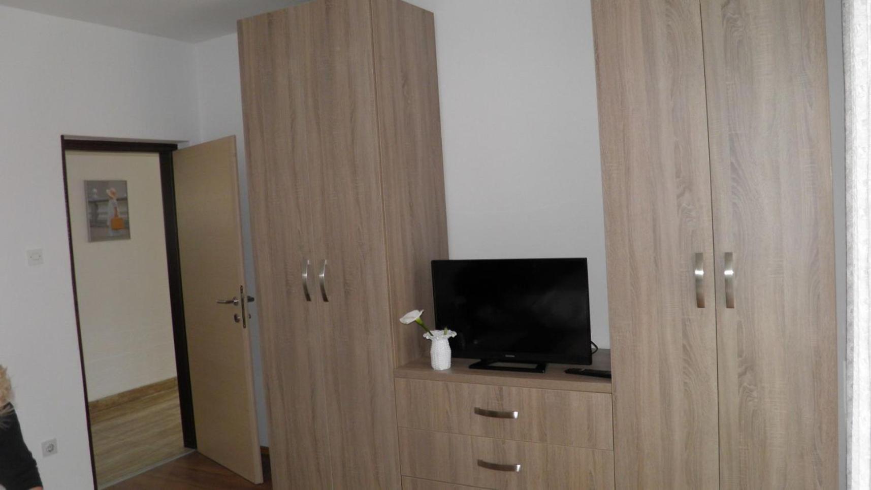 Apartmani S Dvije Spavace Sobe 4 Osobe 塞尔瑟 外观 照片